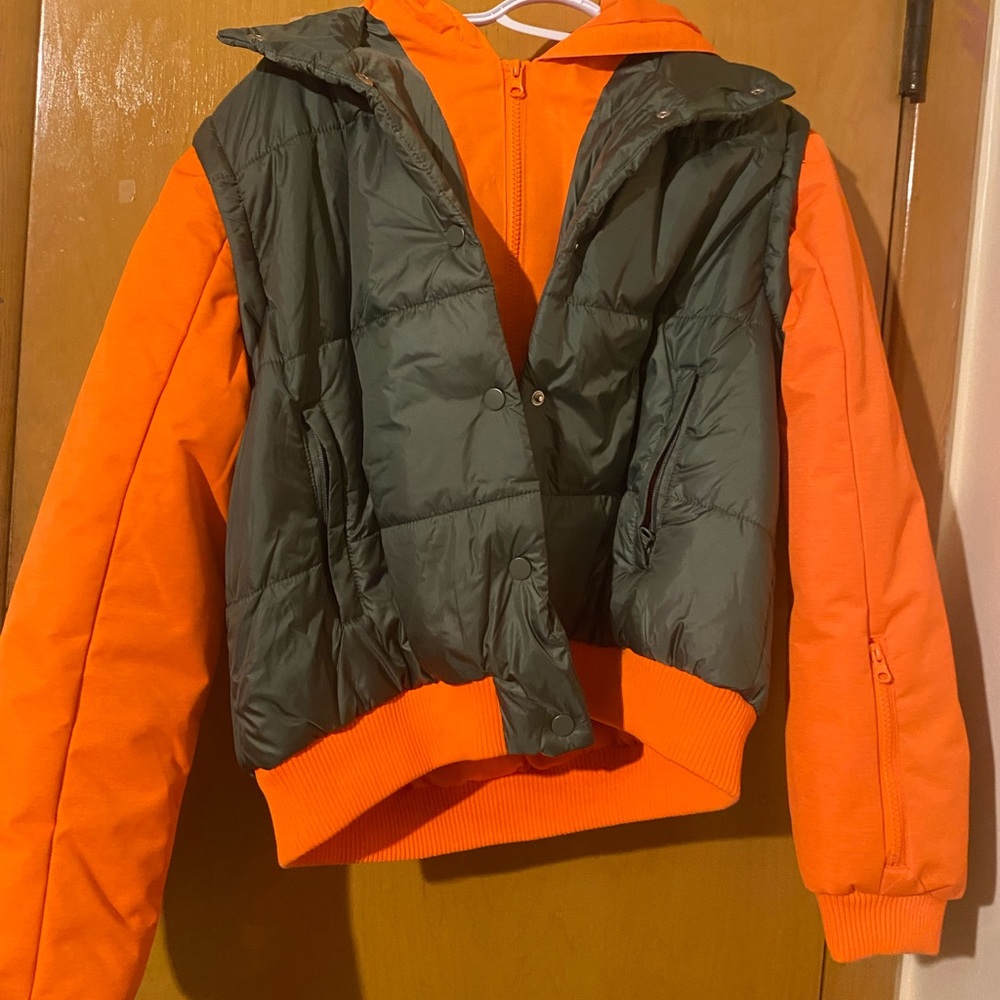 Ashley By 26 International outerwear jacket size large color green and orange